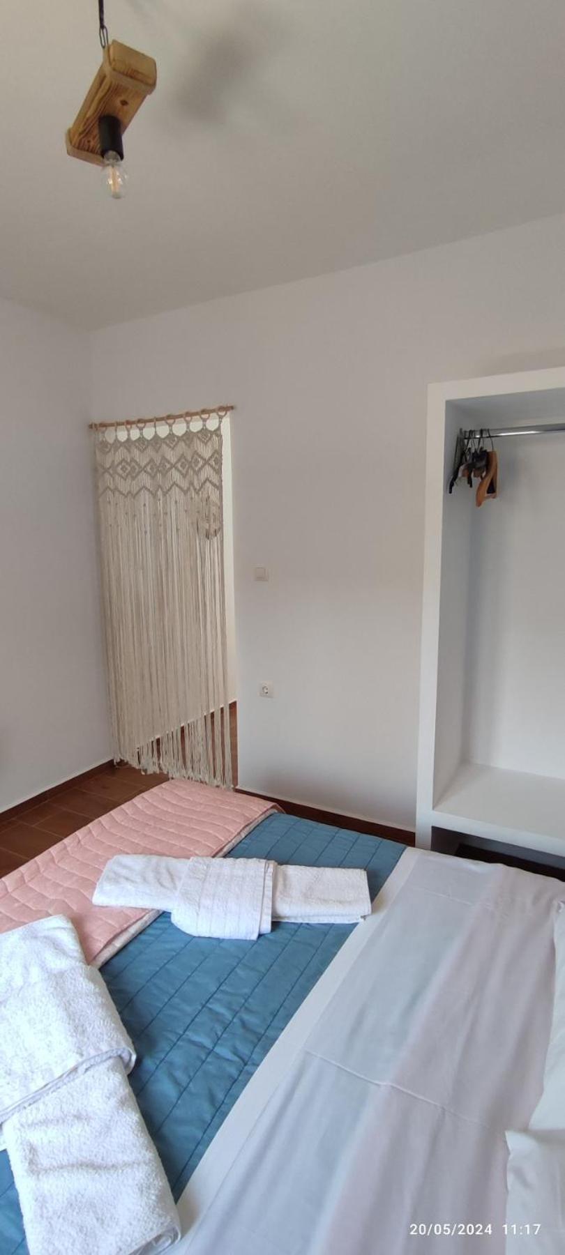 White Lotus Seaside Apartment Kini Exterior photo